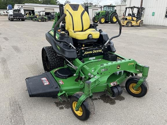 Image of John Deere Z930M equipment image 4