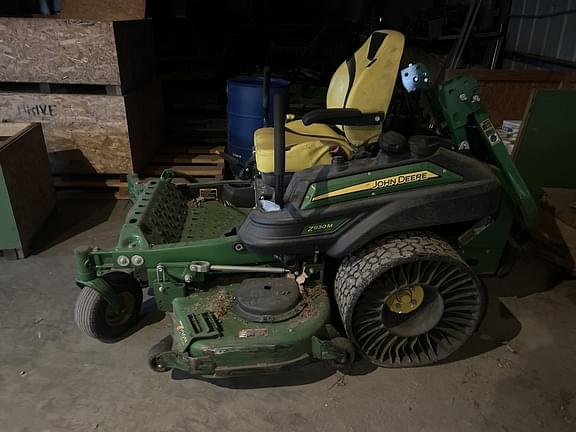 Image of John Deere Z930M Image 1