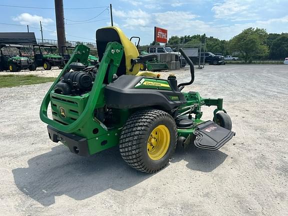 Image of John Deere Z930M equipment image 3