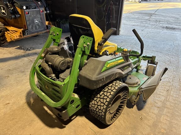 Image of John Deere Z930M equipment image 4