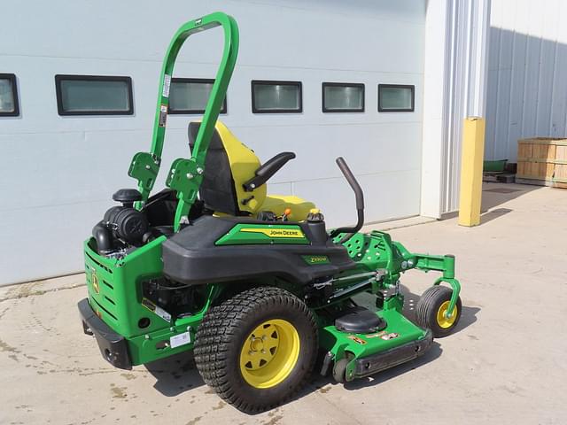 Image of John Deere Z930M equipment image 3