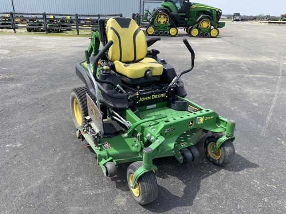 Image of John Deere Z930M equipment image 1