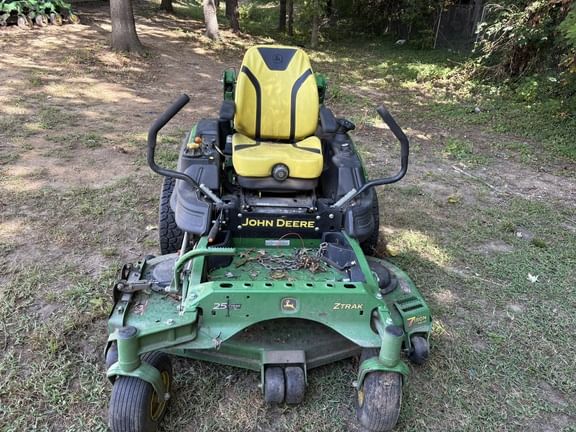 2022 John Deere Z930M Equipment Image0