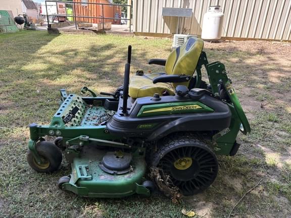 Image of John Deere Z930M equipment image 2