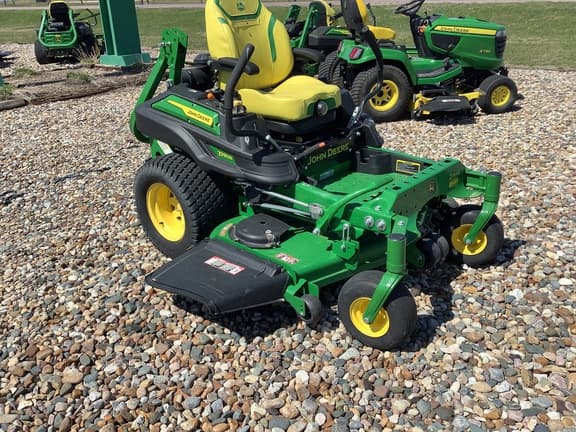 Image of John Deere Z930M equipment image 1