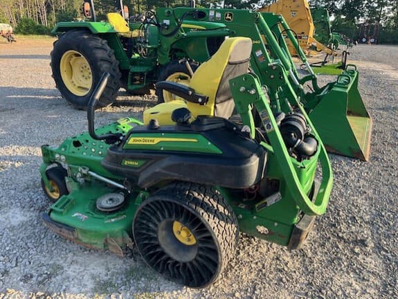 Image of John Deere Z930M equipment image 2