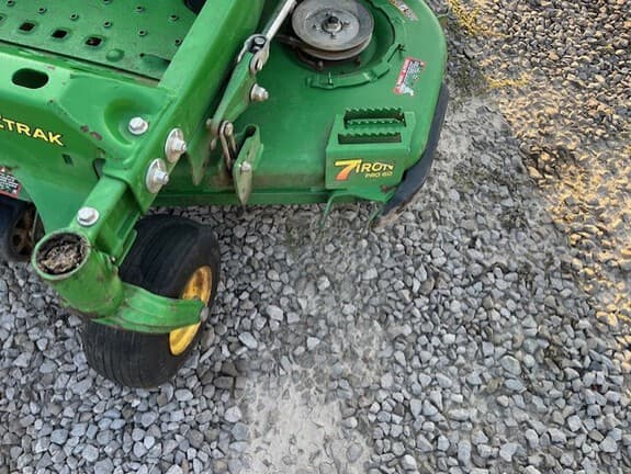 Image of John Deere Z930M equipment image 4