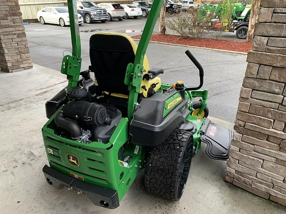 Image of John Deere Z930M equipment image 4