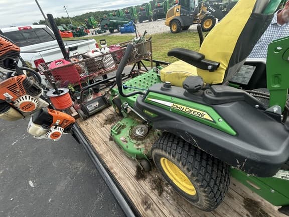 Image of John Deere Z930M equipment image 4