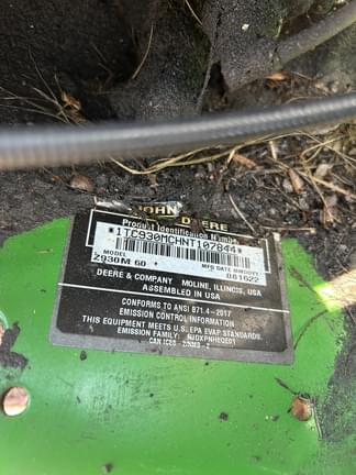 Image of John Deere Z930M equipment image 3