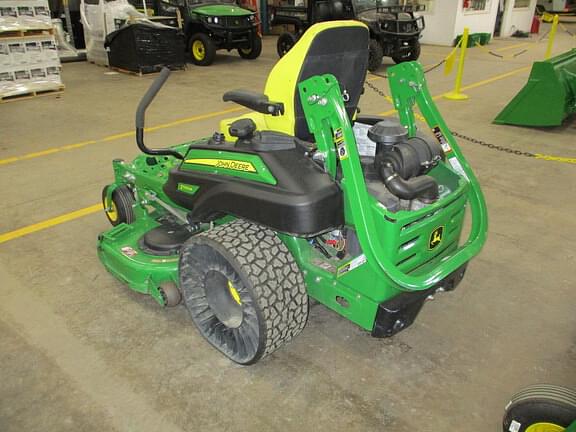 Image of John Deere Z930M equipment image 1