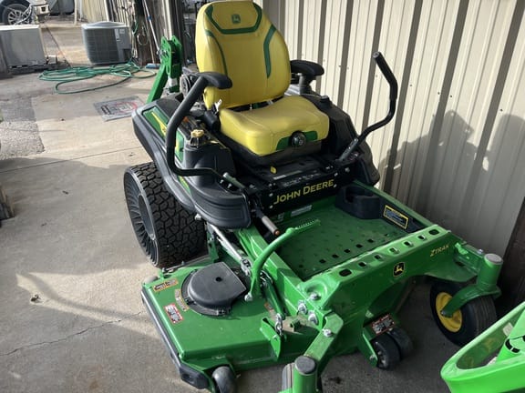 Main image John Deere Z930M