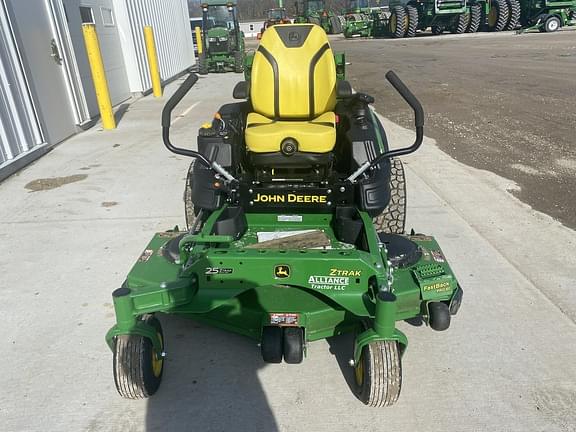 Image of John Deere Z930M equipment image 2