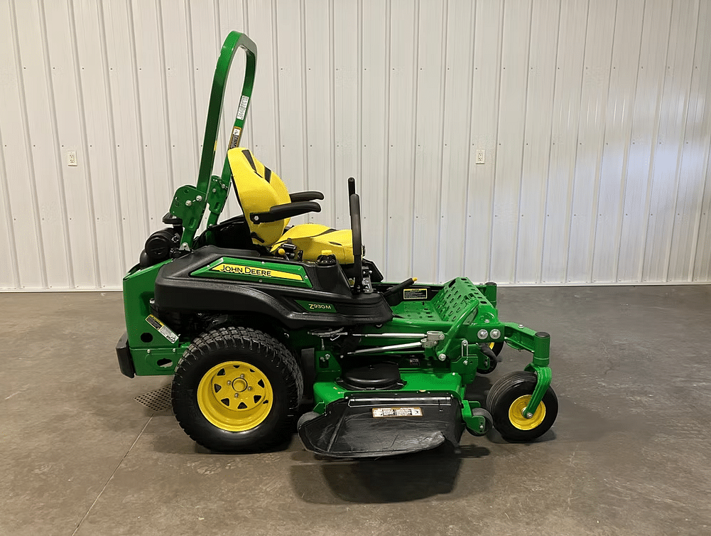Image of John Deere Z930M Primary Image