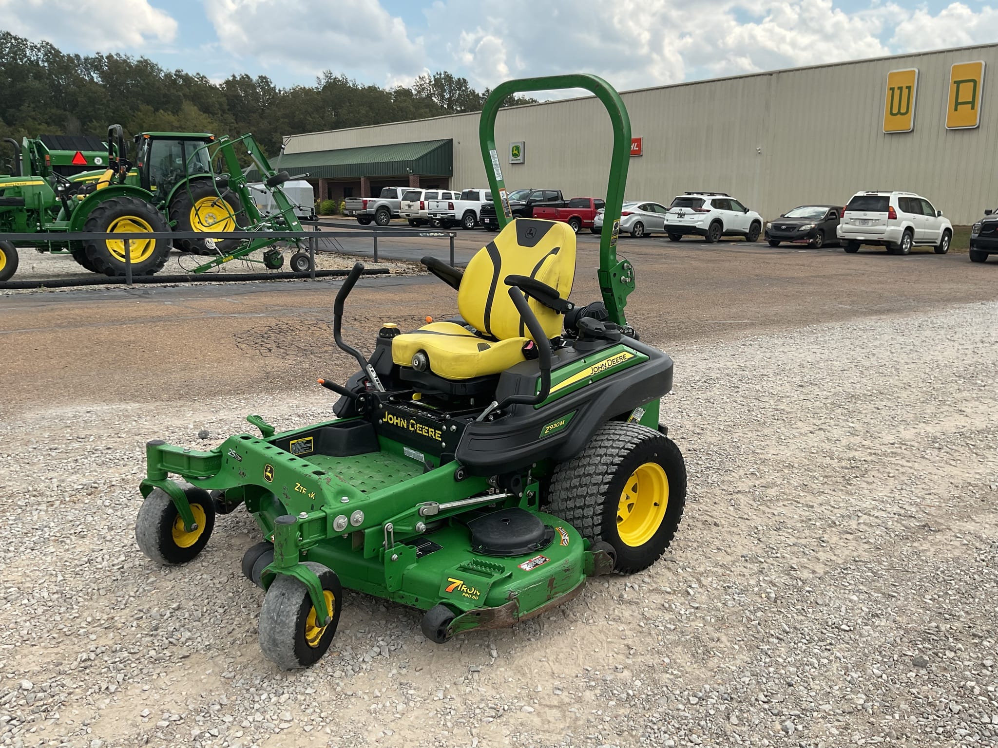 2022 John Deere Z930M Equipment Image0