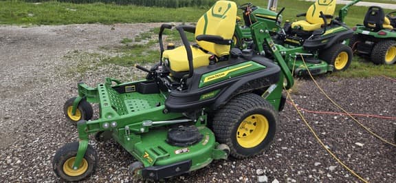 Image of John Deere Z930M Image 1