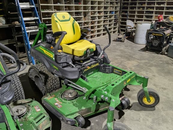 Image of John Deere Z930M equipment image 3