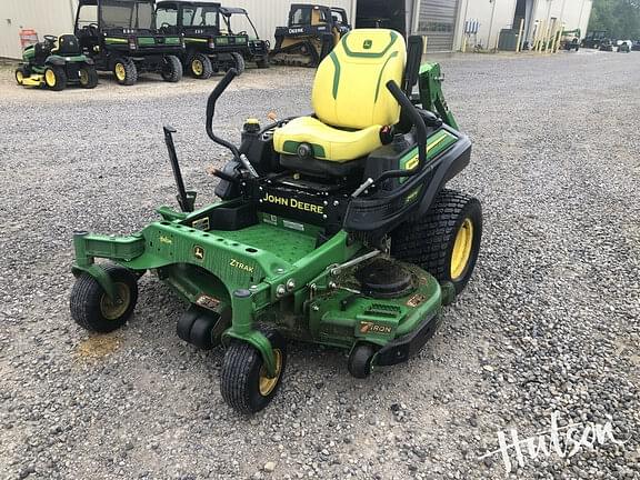 Image of John Deere Z930M equipment image 1