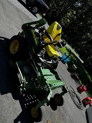 Image of John Deere Z930M equipment image 1