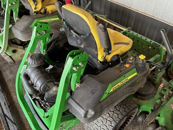 Image of John Deere Z930M Image 1