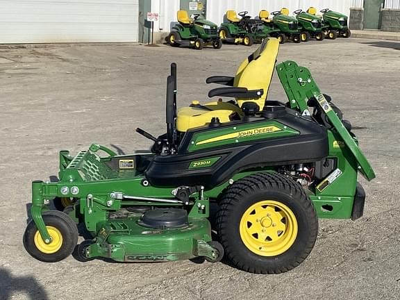 Image of John Deere Z930M equipment image 4