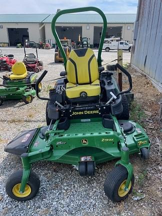 Image of John Deere Z930M equipment image 3