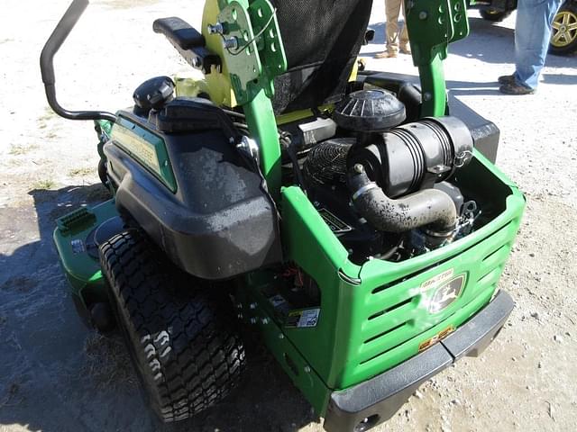 Image of John Deere Z930M equipment image 4