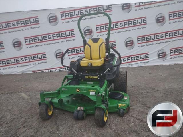 Image of John Deere Z930M equipment image 1