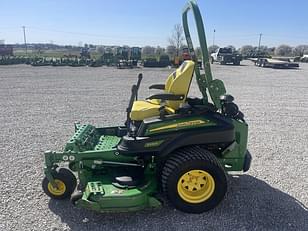 Main image John Deere Z930R 5