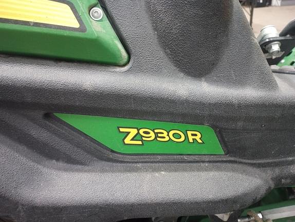 Image of John Deere Z930R equipment image 4