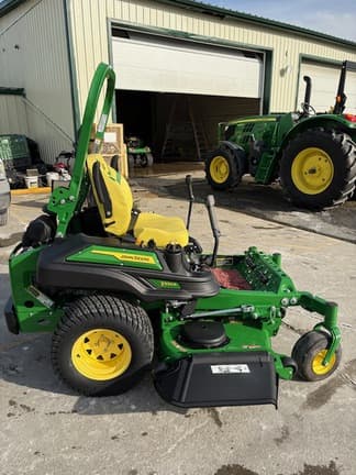Image of John Deere Z930R equipment image 3