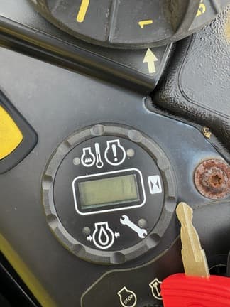 Image of John Deere Z930R equipment image 4