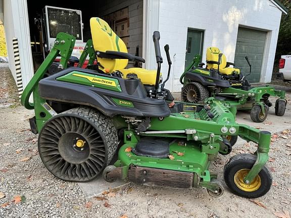 Image of John Deere Z930R equipment image 2