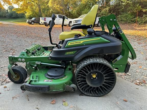 Image of John Deere Z930R Primary image