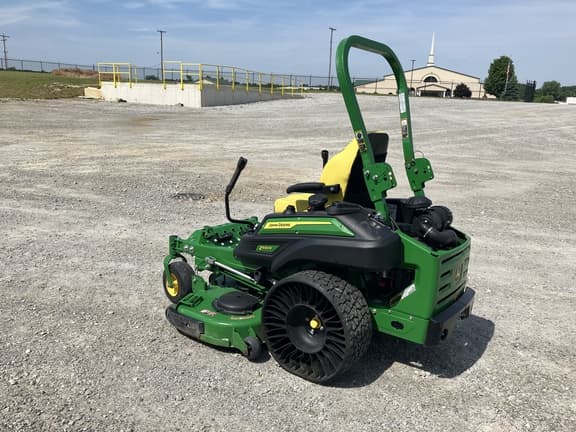 Image of John Deere Z930R equipment image 3