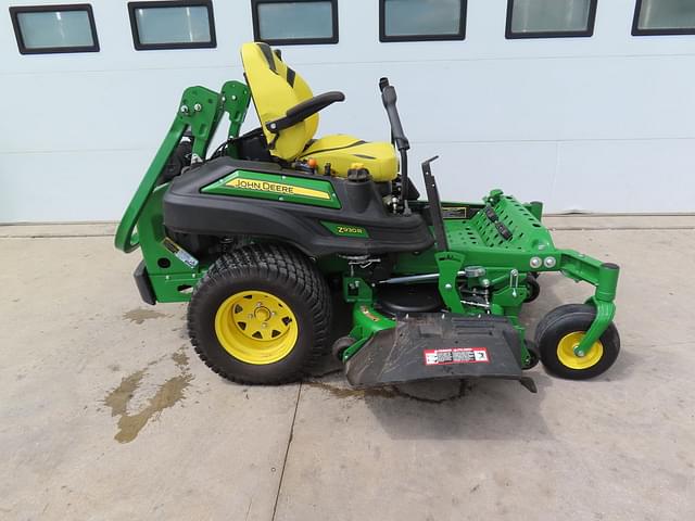 Image of John Deere Z930R equipment image 1