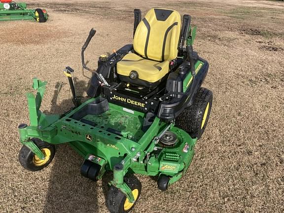 Image of John Deere Z930R equipment image 1