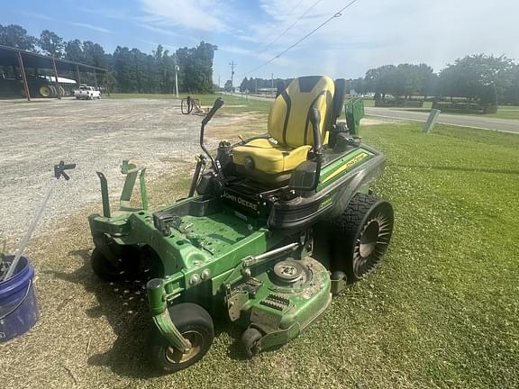 Image of John Deere Z930R equipment image 1