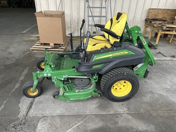 Image of John Deere Z930R equipment image 2