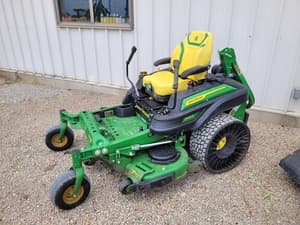 2022 John Deere Z930R Image