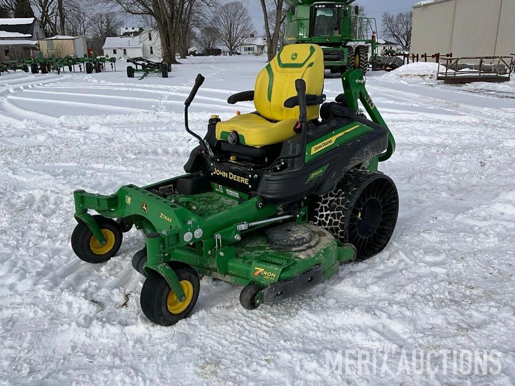 2022 John Deere Z930R Equipment Image0