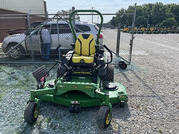 Image of John Deere Z950M equipment image 1