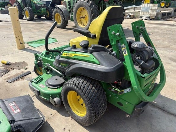2022 John Deere Z950M Equipment Image0