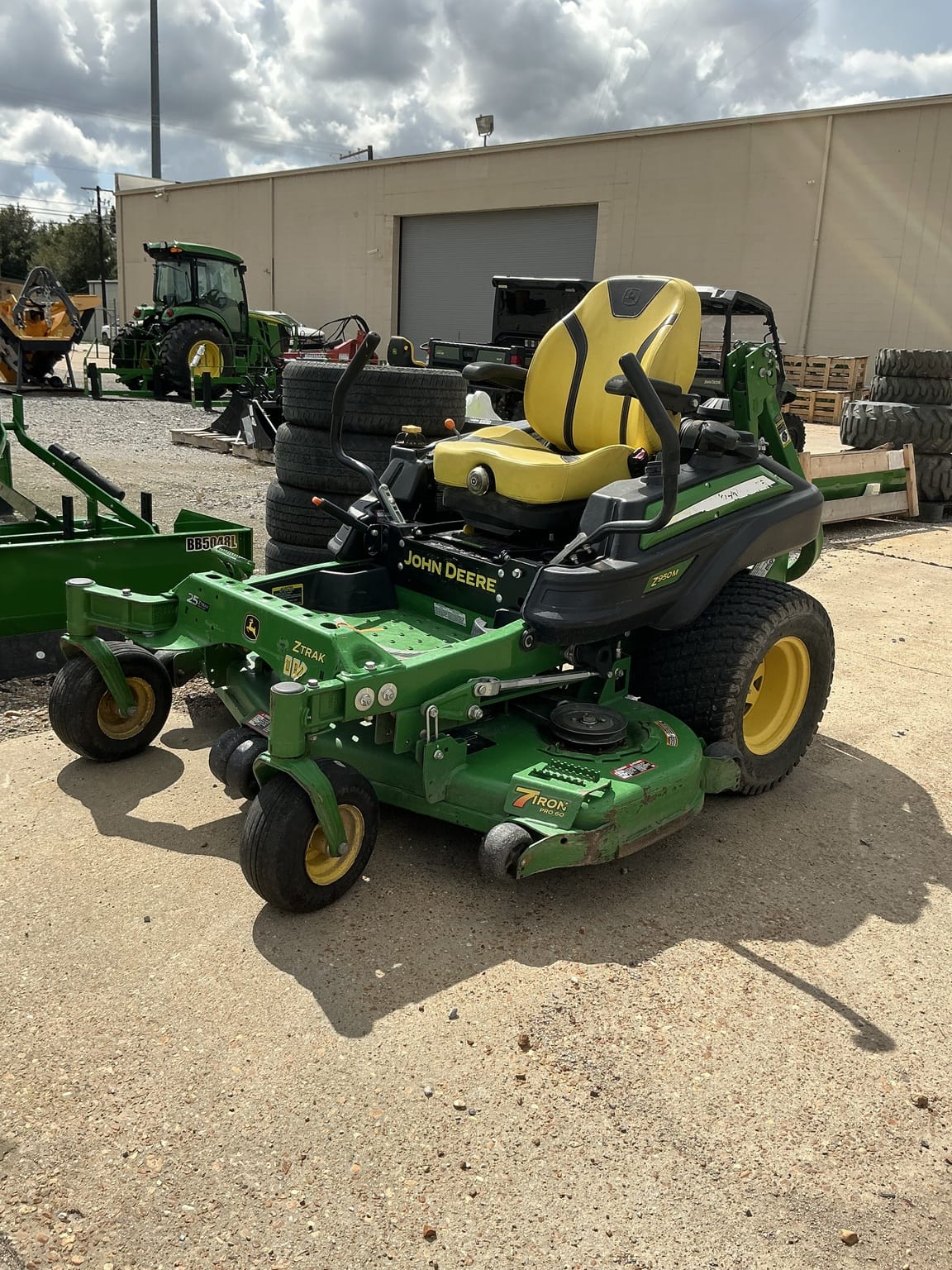 2022 John Deere Z950M Image
