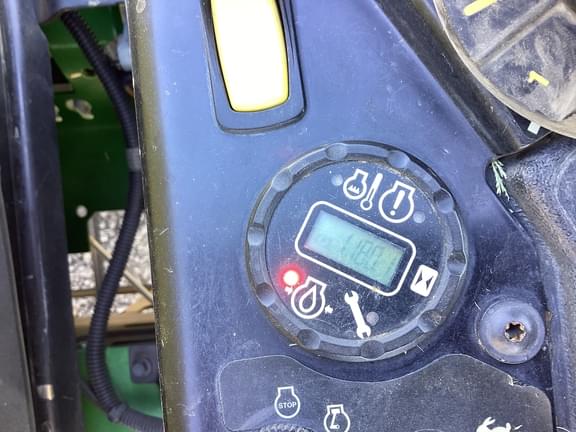 Image of John Deere Z950M equipment image 4