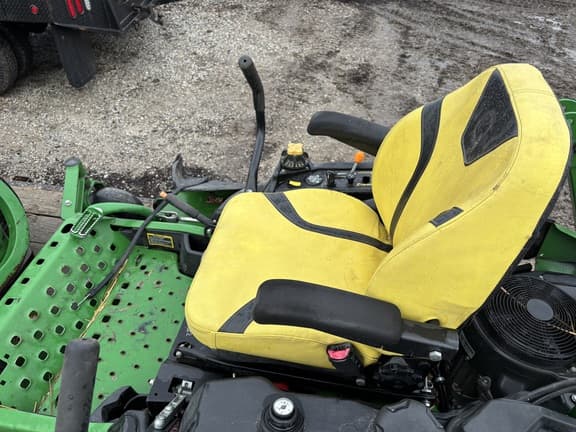 Image of John Deere Z950M equipment image 4