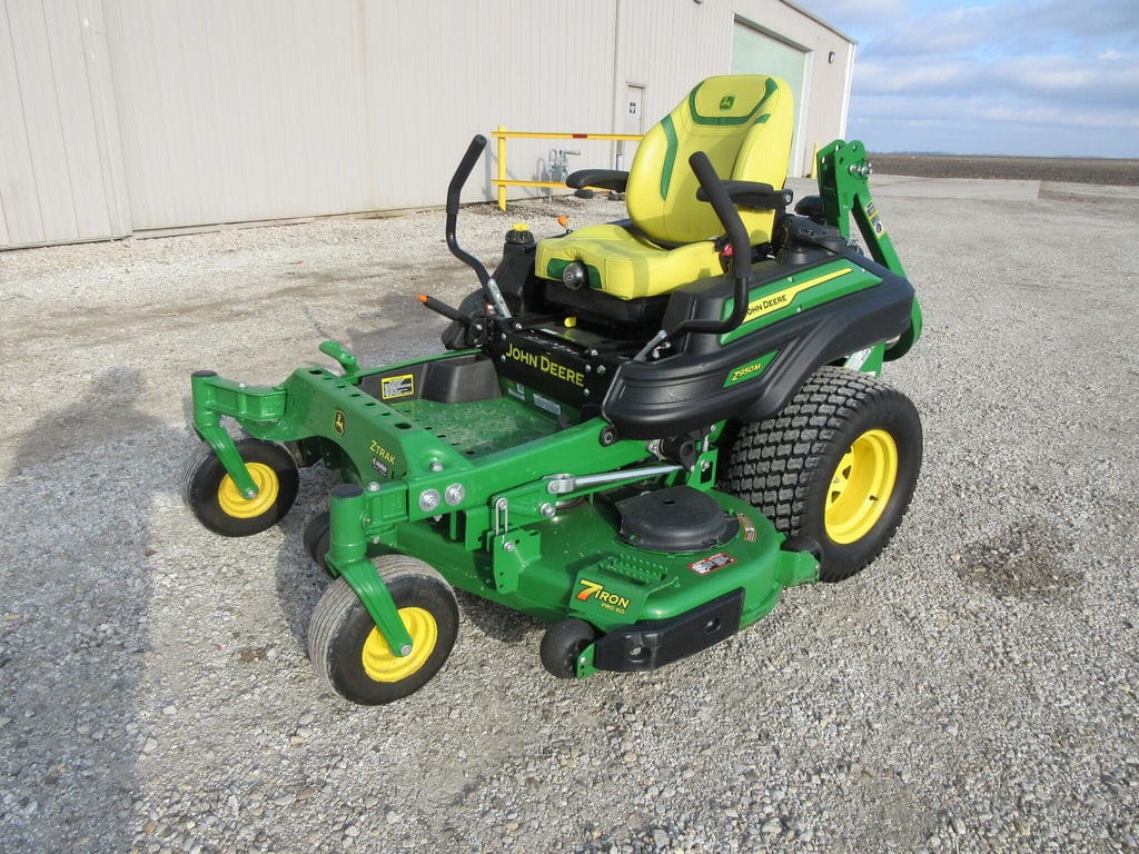 Main image John Deere Z950M
