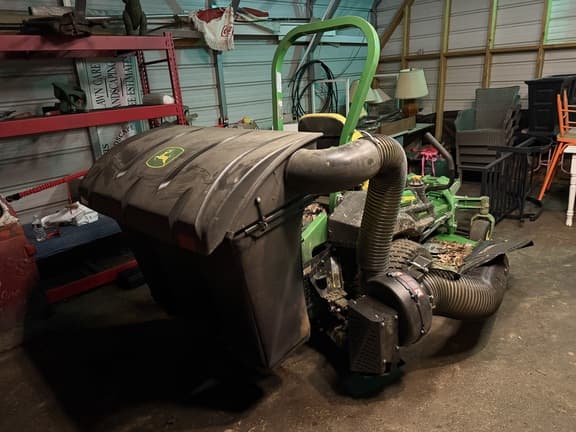 Image of John Deere Z950M Image 1