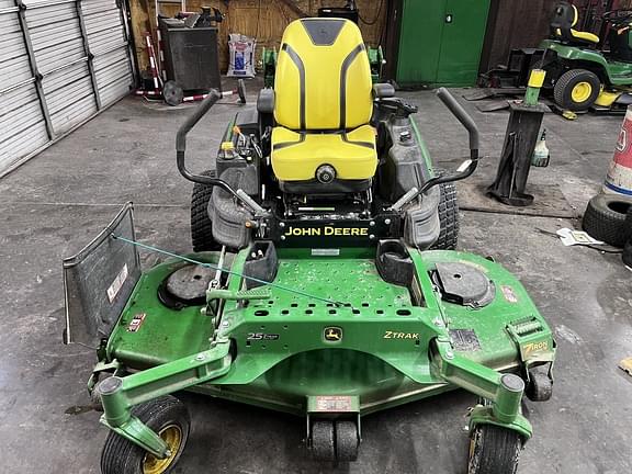 Image of John Deere Z950M Primary image