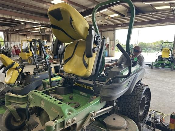 Image of John Deere Z950M Primary image